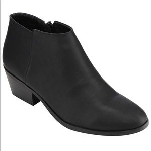 Western ankle bootie with low chunky block heel